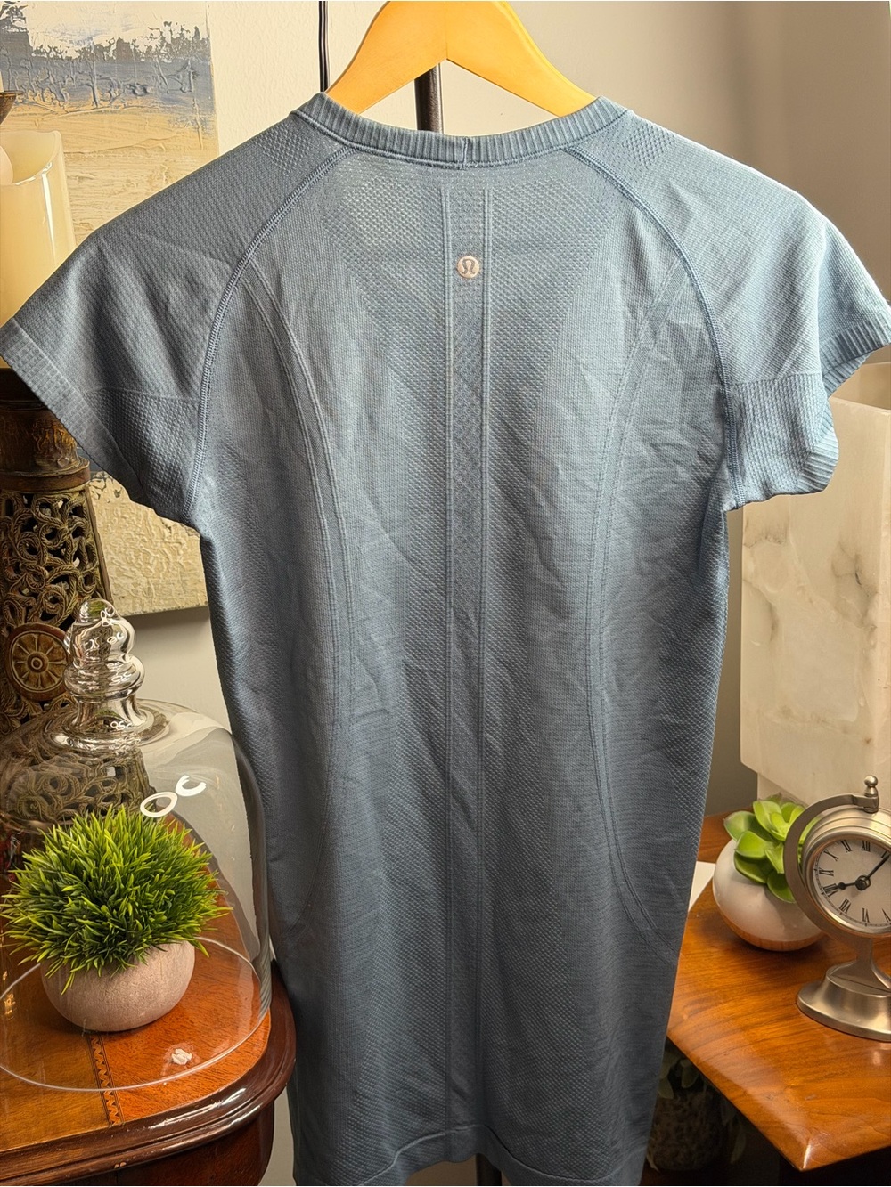 lululemon Swiftly Tech de manga corta
Talla 8, azul - Picture 2 of 6